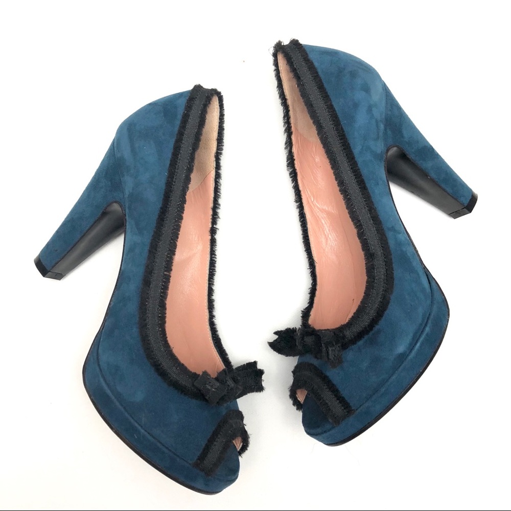 Marc Jacobs blue suede heels with black trim/bow - Picture 3 of 6